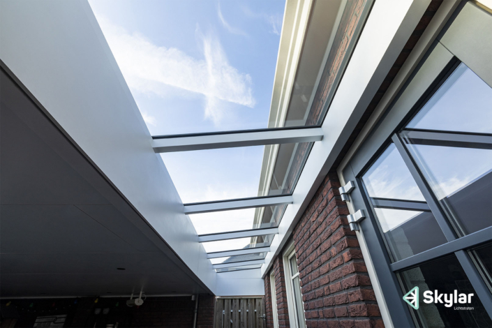 Lessenaar Lichtstraat Skylar Tegen Gevel